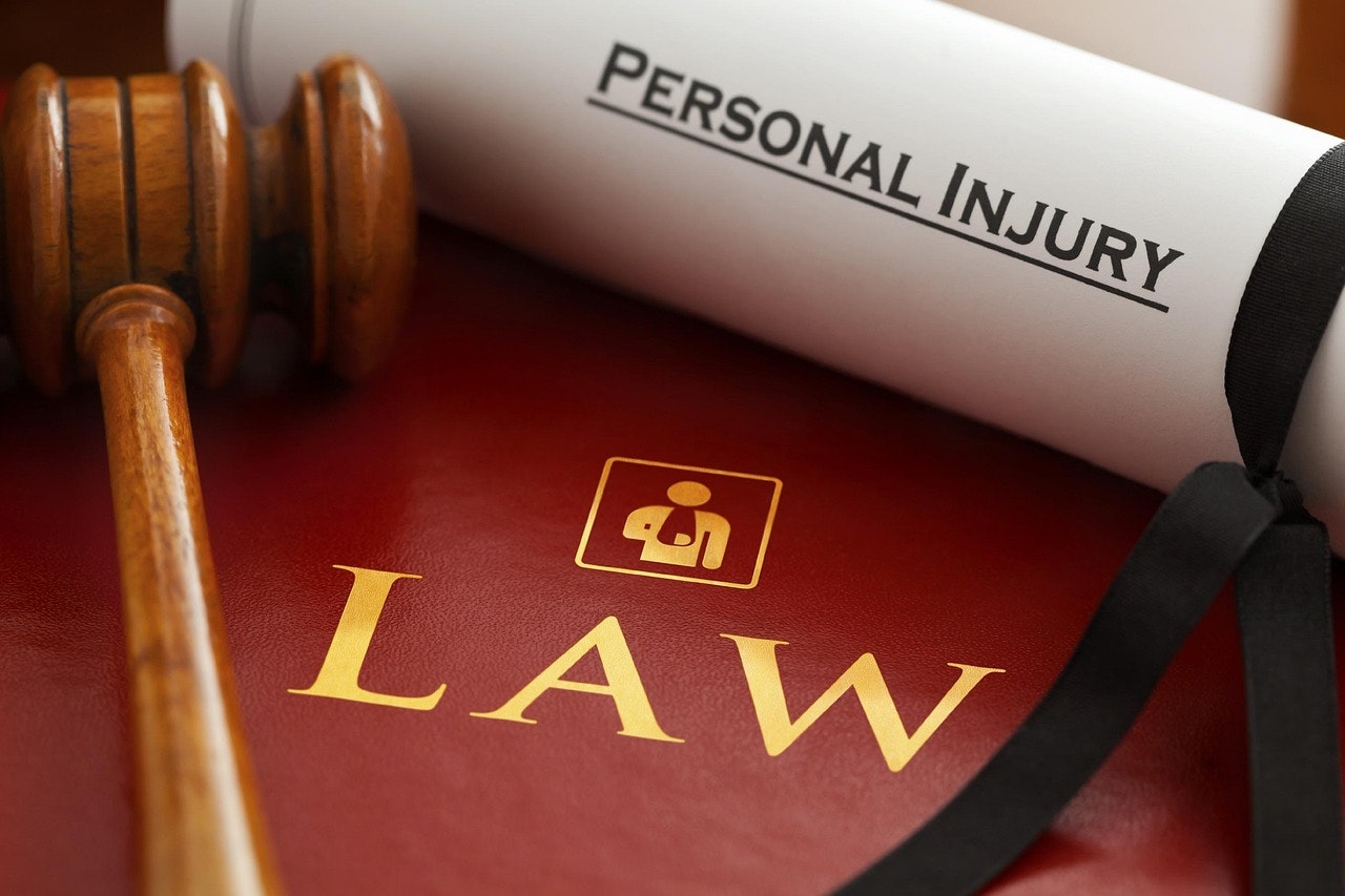Settling vs. Litigating a Personal Injury Claim in Massachusetts